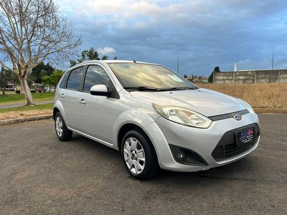 FORD FIESTA 1.0 ROCAM HATCH 8V FLEX 4P MANUAL FORD FIESTA 1.0 ROCAM HATCH 8V FLEX 4P MANUAL